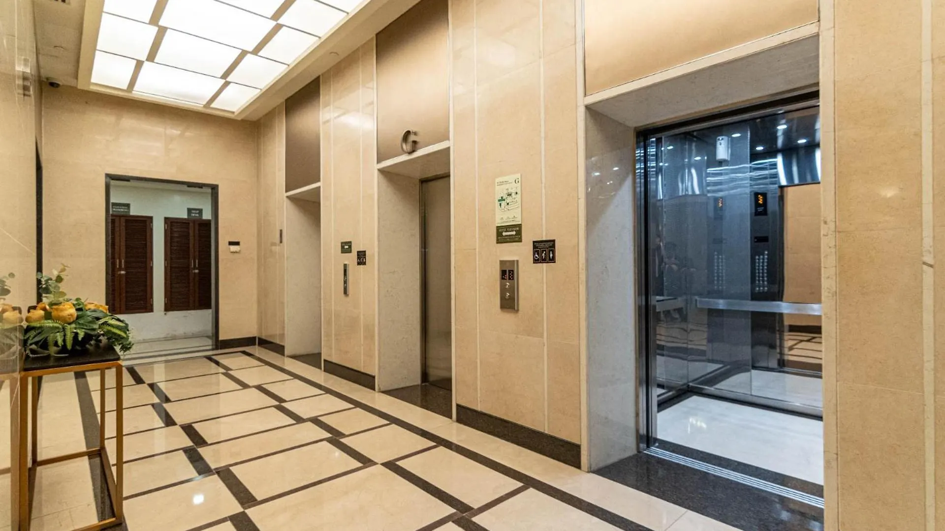 Luxury Condo At Venice Mall Near Airport, Bgc & Makati Manila Aparthotel